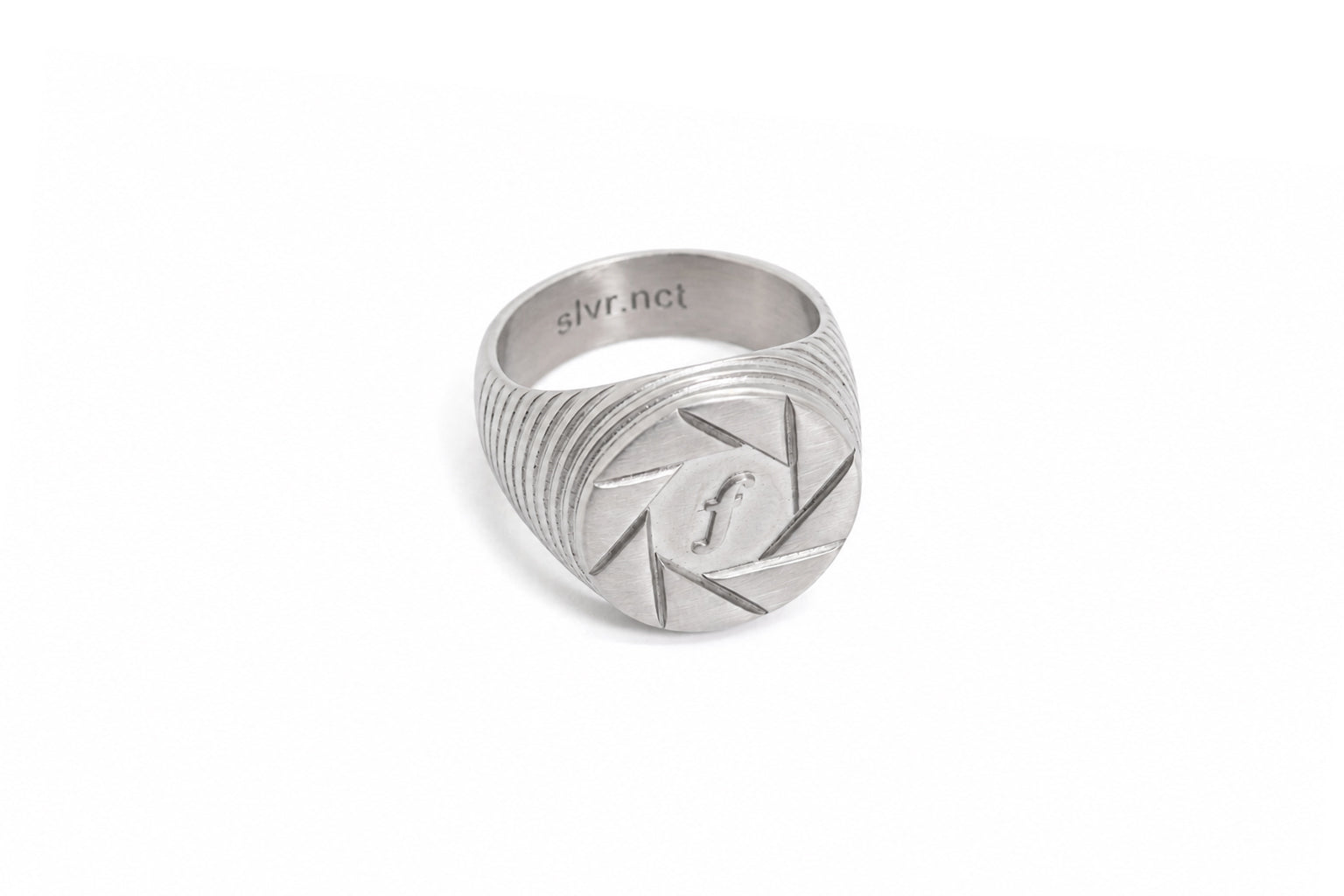 Silver Noct Aperture F8 matte stainless steel signet ring for photographers, camera aperture engraving